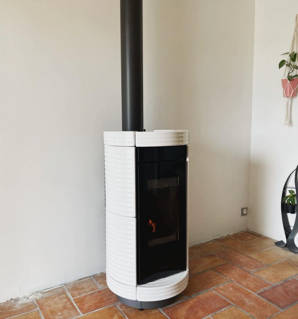 Installation d'une poêle à granule à Royan Installation d'une poêle à granule à Royan