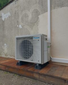 Installation d’une pompe à chaleur air air multisplit