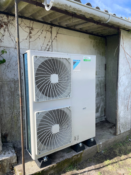 Intallation d’une pompe à chaleur air-eau